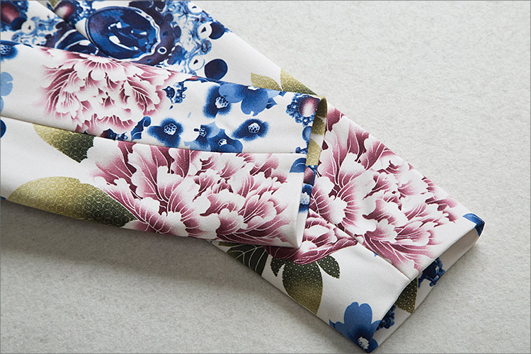 蒂嗒嗒（Di.dada）2015冬季新品水墨印花OL长袖修身短外套NRJ1288 图片色  XL码