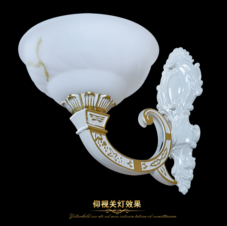 
                                        尚华英伦 欧式田园壁灯树脂灯 卧室床头美式客厅灯具 送灯泡b05 双头                