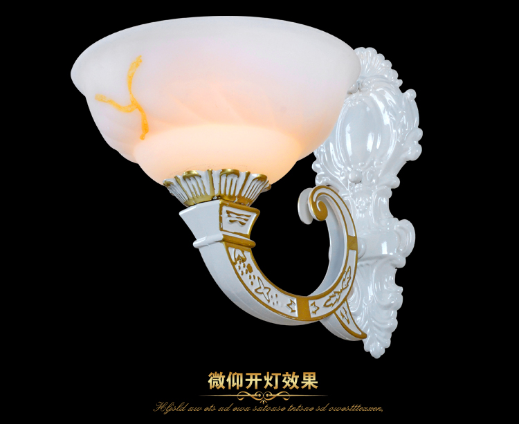 
                                        尚华英伦 欧式田园壁灯树脂灯 卧室床头美式客厅灯具 送灯泡b05 双头                