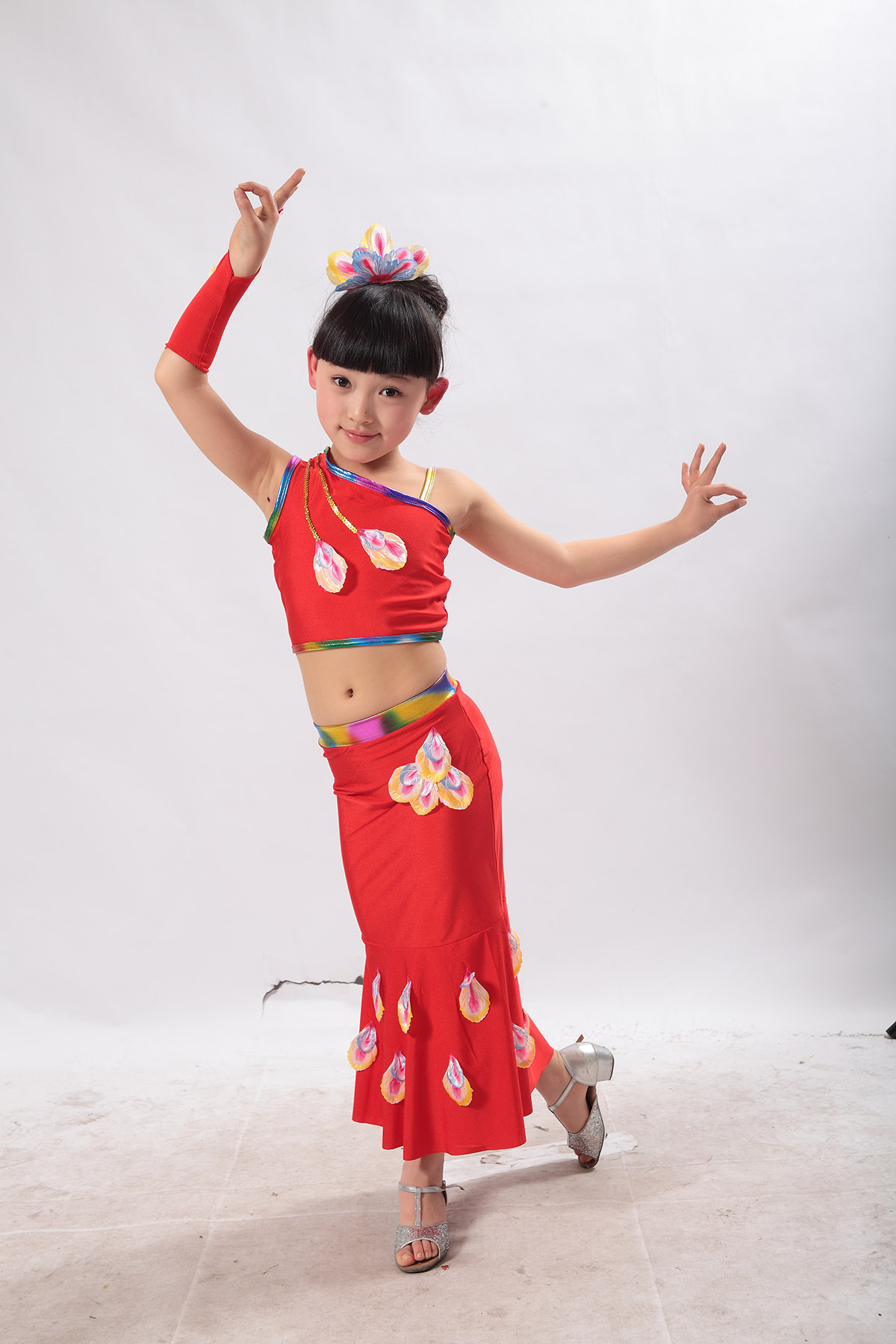 儿童孔雀舞蹈服 孔雀舞演出服装 幼儿傣族舞表