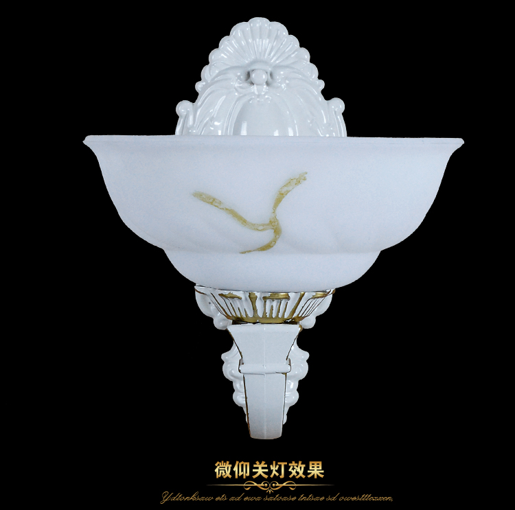 
                                        尚华英伦 欧式田园壁灯树脂灯 卧室床头美式客厅灯具 送灯泡b05 双头                