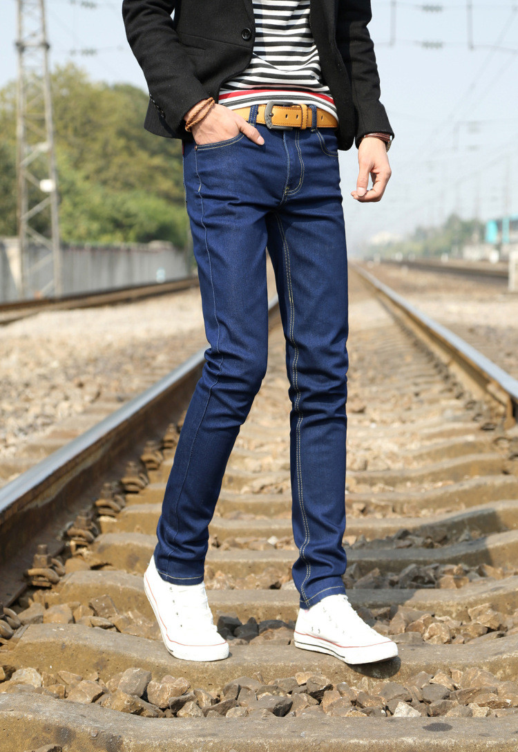 冬季牛仔裤男小脚修身青年男裤哪里买卖比较好