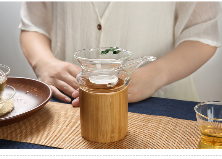
                                        
                                                            品茶忆友 玻璃茶具 耐热玻璃绿把过滤茶漏茶滤茶器 JP-04                