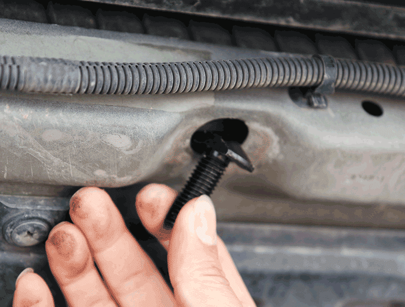 3d全包围下护板金属底盘装甲挡板 奇骏逍客蓝鸟楼兰轩逸明锐速派c4l