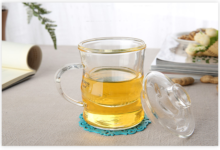 
                                        
                                                            【京东超市】品茶忆友 玻璃茶具 茶杯耐热玻璃杯水杯茶漏茶滤三件杯 jp-09竹节杯                