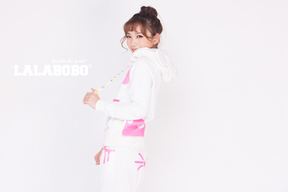 潮 LALABOBO  秋冬女装加绒连帽卫衣 可爱小猫滴油套装-上衣 白色 S