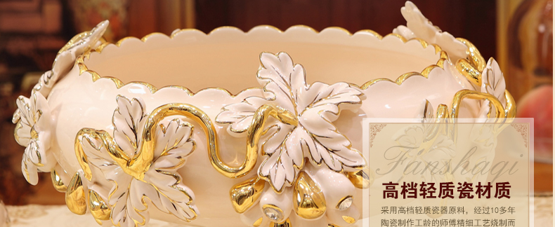 
                                        臻爵家饰品牌原创欧式果盘 高脚陶瓷家居创意水果盘装饰品摆件                