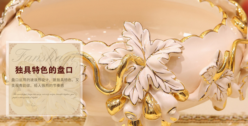 
                                        臻爵家饰品牌原创欧式果盘 高脚陶瓷家居创意水果盘装饰品摆件                