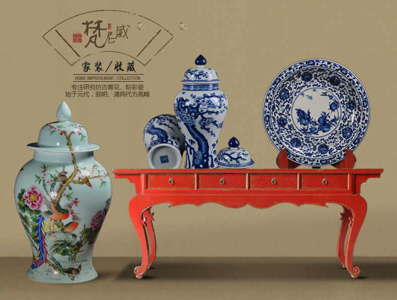 
                                                                                梵尼威 景德镇陶瓷器仿古挂盘摆盘坐盘手工绘制中式客厅家居古典礼品装饰珐琅彩瓷盘 鉴于收藏                