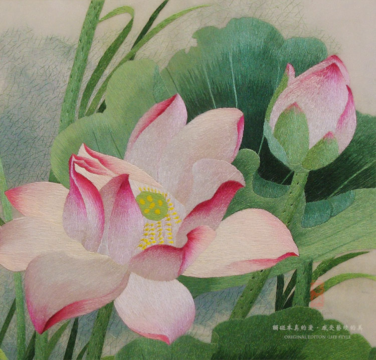 
                                        艺绫手工刺绣 一抹夏荷 现代荷花苏绣画 餐厅装饰画 过道挂画 进门玄关壁画 现代欧式工艺画                