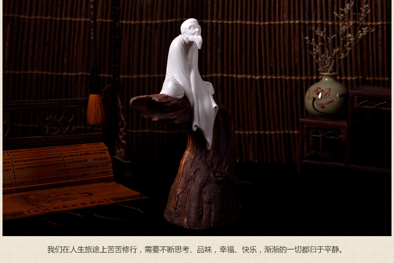 
                                                                                东方泥土 德化陶瓷器创意雕塑艺术收藏品白瓷中式现代家居客厅装饰特色礼品人物小摆件/高松行思                
