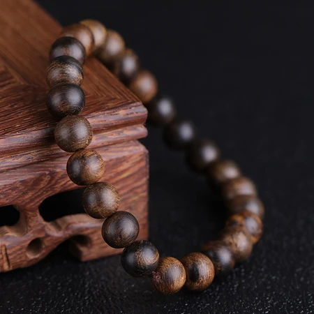 Yanyun Jewelry Sinking Water Grade Agarwood Bracelet Tiger Stripe Ripe Knot Black Oil Old Wooden Bracelet Hand String Playing Buddha Beads Rosary Bracelet Yanyun Jewelry Sinking Water Grade Agarwood Bracelet Tiger Stripe Ripe Knot Black Oil Old Wooden Bracelet Hand String Playing Buddha Beads Rosary Bracelet