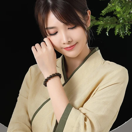 Yanyun Jewelry Sinking Water Grade Agarwood Bracelet Tiger Stripe Ripe Knot Black Oil Old Wooden Bracelet Hand String Playing Buddha Beads Rosary Bracelet Yanyun Jewelry Sinking Water Grade Agarwood Bracelet Tiger Stripe Ripe Knot Black Oil Old Wooden Bracelet Hand String Playing Buddha Beads Rosary Bracelet