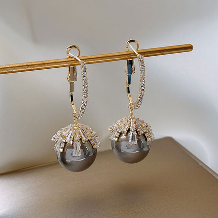 Idele high-end temperament fashion earrings female French net red imitation pearl earrings 2021 new exquisite ear buckle net red C1Y708-F183 bright gray bead earrings Idele high-end temperament fashion earrings female French net red imitation pearl earrings 2021 new exquisite ear buckle net red C1Y708-F183 bright gray bead earrings
