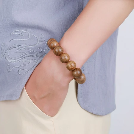 Shiyue Jewelry Agarwood Bracelet Old Material High Density Wenwan Buddha Bead Rosary Bracelet Wooden Bracelet Handle 15mm Shiyue Jewelry Agarwood Bracelet Old Material High Density Wenwan Buddha Bead Rosary Bracelet Wooden Bracelet Handle 15mm