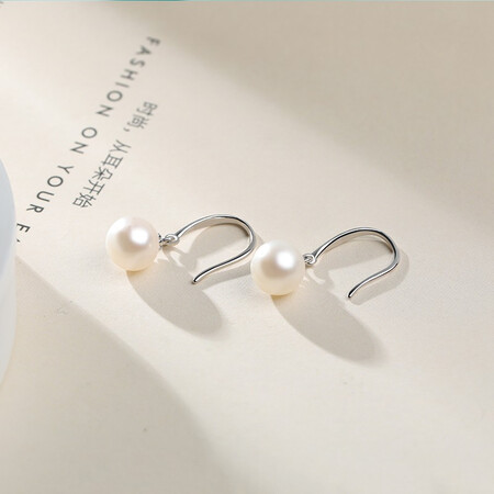 Ruimanbo Ruochu classic freshwater pearl earrings are round and strong light women's s925 silver inlaid pearl earrings with certificate 7-8mm Ruimanbo Ruochu classic freshwater pearl earrings are round and strong light women's s925 silver inlaid pearl earrings with certificate 7-8mm