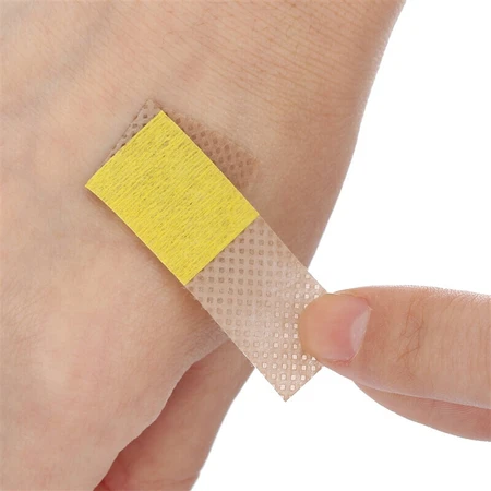 Band-Aid Breathable Band-Aid Economic Type 100 Pieces/Box Band-Aid Breathable Band-Aid Economic Type 100 Pieces/Box