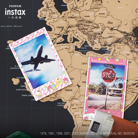 Fuji instax instant polaroid mini photo paper Sanrio Various Artists 10 sheets suitable for mini7C/7s/9/8/25/90/70/hellokitty/SP-2 Fuji instax instant polaroid mini photo paper Sanrio Various Artists 10 sheets suitable for mini7C/7s/9/8/25/90/70/hellokitty/SP-2