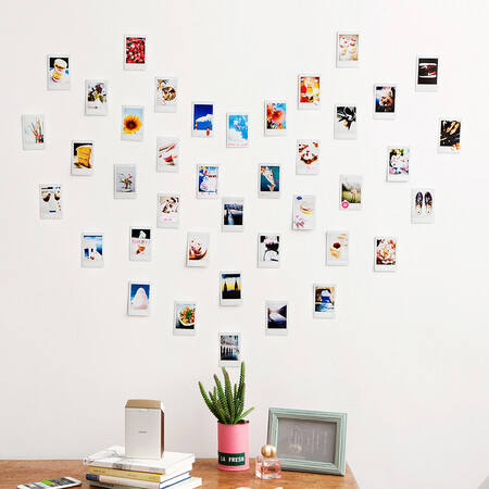 Fuji instax instant polaroid mini photo paper, white edge double pack 20 sheets, suitable for mini7C/7s/9/8/25/90/70/hellokitty/SP-2 Fuji instax instant polaroid mini photo paper, white edge double pack 20 sheets, suitable for mini7C/7s/9/8/25/90/70/hellokitty/SP-2