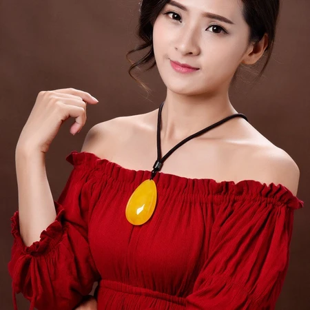 OUCERNY Natural Beeswax Pendant Women's Chicken Oil Yellow Red Amber Necklace Full of Honey Water Drops Necklace Men's Orphan Item Order Optional Chain This item will be delivered randomly about 9-10 grams OUCERNY Natural Beeswax Pendant Women's Chicken Oil Yellow Red Amber Necklace Full of Honey Water Drops Necklace Men's Orphan Item Order Optional Chain This item will be delivered randomly about 9-10 grams