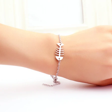 Jinggege love-shaped cross stainless steel girls girlfriends student small bracelet anklet dual-use 284 fish bone Jinggege love-shaped cross stainless steel girls girlfriends student small bracelet anklet dual-use 284 fish bone