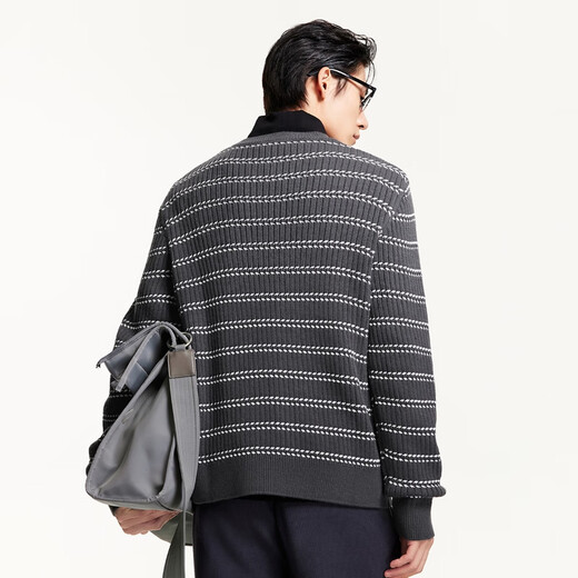 杰克·琼斯(JACK&JONES)男装秋冬男士毛衣肌理感条纹织花基础套头长袖针织衫宽松打底衫男 锻钢灰E39 锻钢灰E39 M 175 杰克·琼斯(JACK&JONES)男装秋冬男士毛衣肌理感条纹织花基础套头长袖针织衫宽松打底衫男 锻钢灰E39 锻钢灰E39 M 175