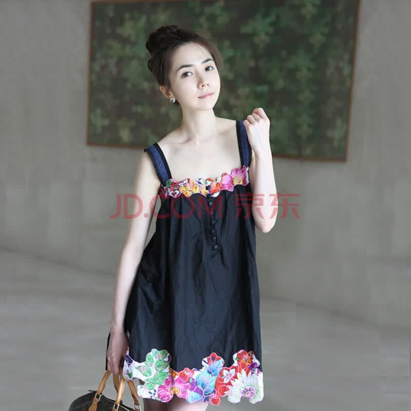<em>韩都衣舍</em> 韩国夏装新品2011<em>女装</em>吊带裙绣花连