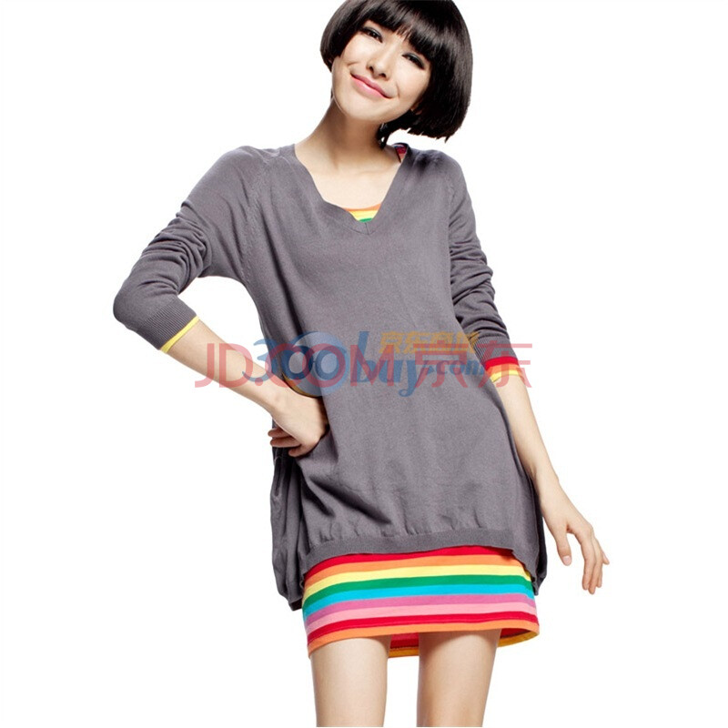 <em>七格格</em>Othermix <em>女装</em>新品 宽松版套头V领针织