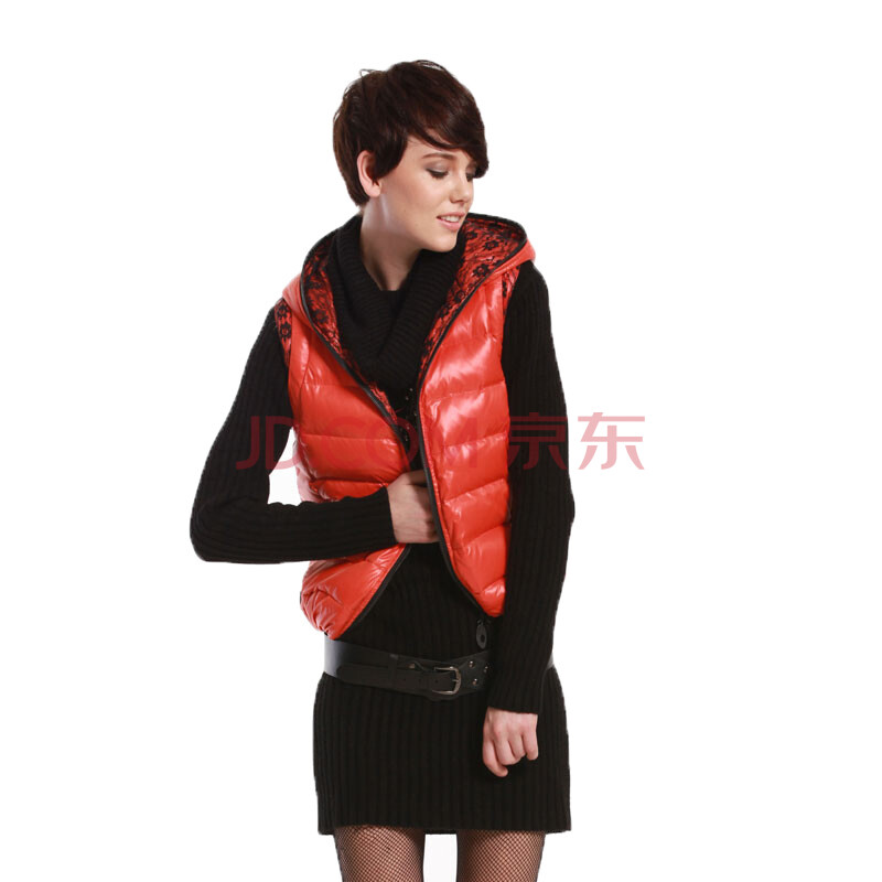 <em>千仞岗马甲</em>女连帽哪种好 千仞岗连衣裙牌子同