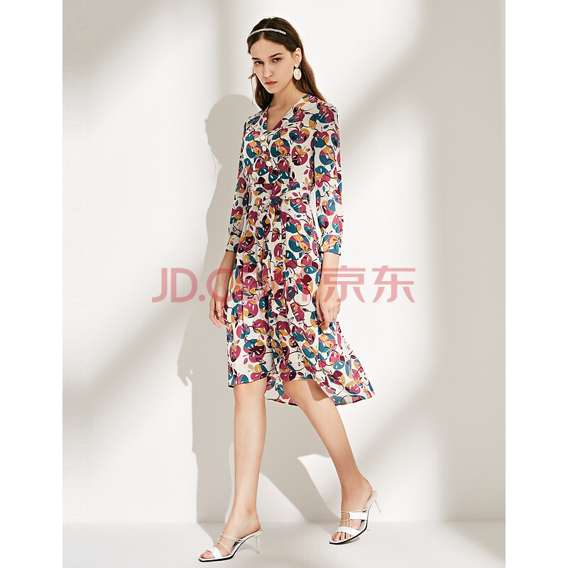 ellassay歌力思女装2021春季新款桑蚕丝修身显瘦v领七
