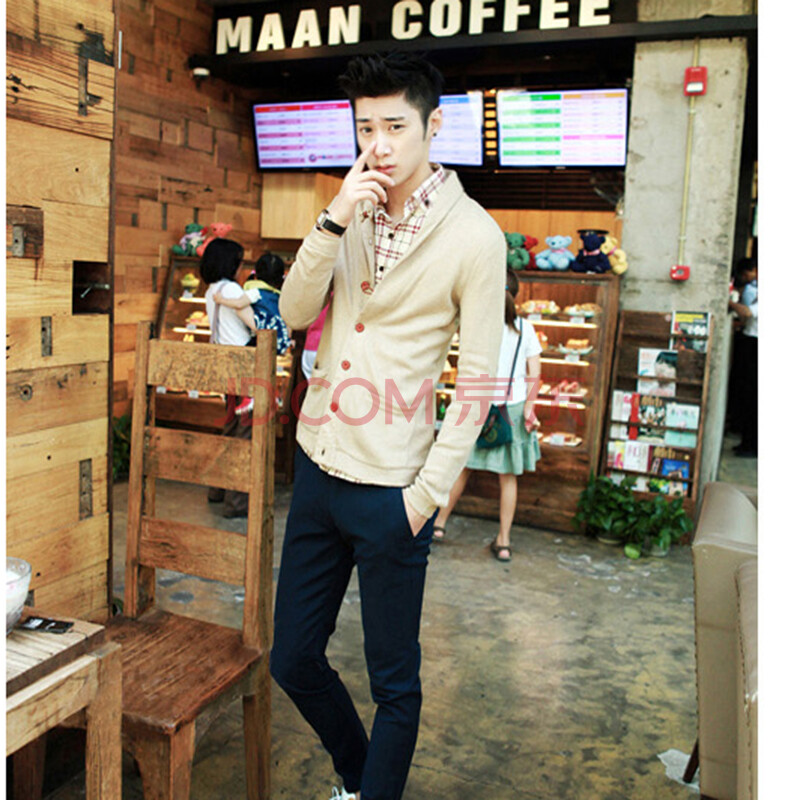 沁鸿服饰 2014秋冬<em>超个性</em>领口设计<em>开衫毛衣</em>外