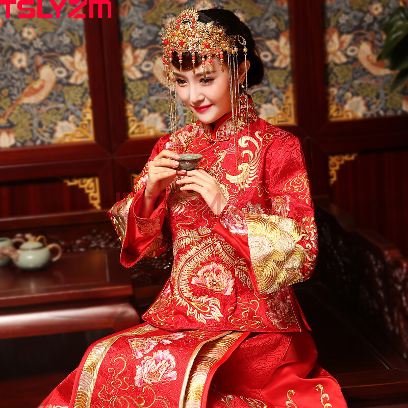 tslyzm新娘龙凤褂结婚秀禾服中式婚礼婚纱礼服古代嫁衣古装2015新款秋图片