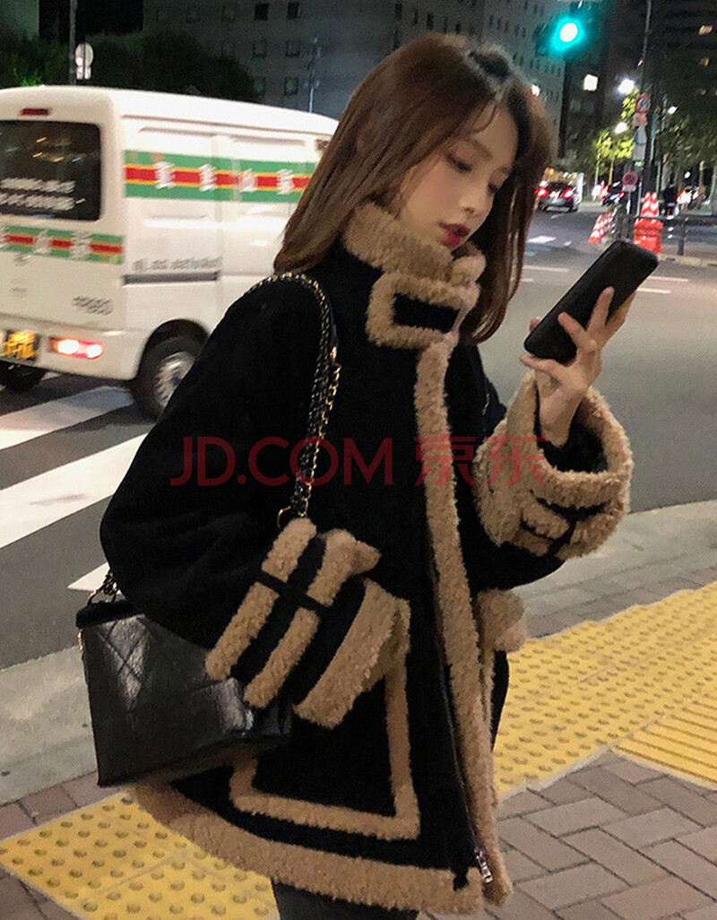 羊羔毛外套女2020年新款秋冬季皮毛一体短款颗粒绒加厚宽松机车服