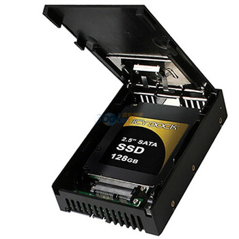 ICY DOCK MB882SP-1S-1B 2.5寸转3.5寸内置硬盘转换盒