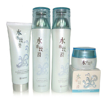 韩后 水感丝滑舒缓4件组合