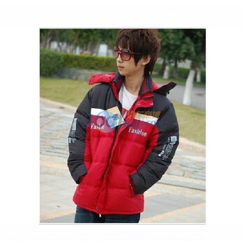 意而义2012男装新款韩版加厚御寒保暖连帽羽绒服y03 红色 XXL