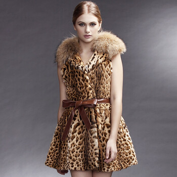 希荷 豹纹皮草2011新款 貉子毛领<em>貂皮马甲</em>貂毛