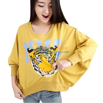 韩都衣舍 韩国卫衣春季新品新年春装女圆领蝙蝠袖卫衣JQ1141 黄色 均码