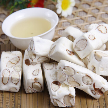 百草味 台湾杏仁牛轧糖 独立小包装 250g*2