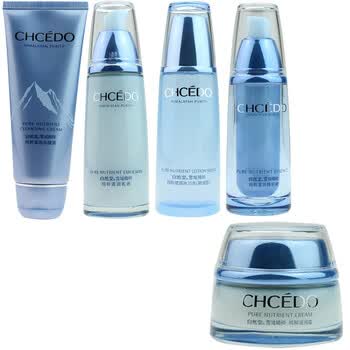 自然堂雪域套装【中干】洗颜霜110g+冰川水（凝润型)160ml+精华液40ml+乳液120ml+滋润霜50g