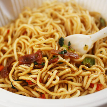 ufo飞碟炒面拌面12碗铁板牛肉