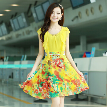 碎花雪纺连衣裙牌子好不好 雪纺碎花连衣裙夏