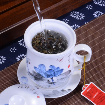 
                                                                                宁不凡 办公杯 陶瓷茶杯 过滤杯会议杯子泡茶杯带盖带茶漏四件套装11*13.5cm 280ml 品悦荷香(礼盒包装)                
