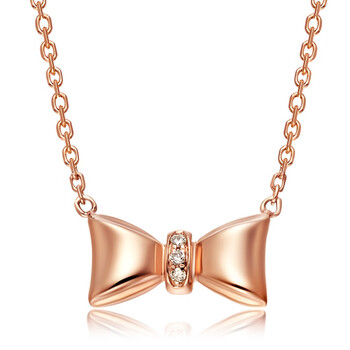 周大福 可爱蝴蝶结 10K金镶钻石项链OMS CU