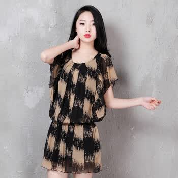 韩都衣舍 韩国2012新春新款女装圆领荷叶袖雪纺衫DQ1459 米色 M