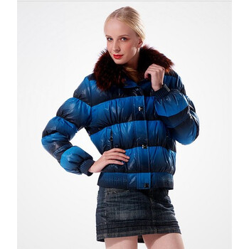 波司登羽绒服 女时尚毛领茄克款面包服 BR1844 637(渐变绿) 190/108A(XXXXL)