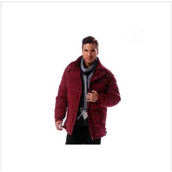 波司登 羽绒服 男罗纹领休闲大众短款 SR1881 56(黑色) 190/104A(XXL)
