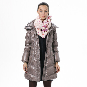 波司登羽绒服 女亮面修身翻领款 BR2114 590(革色) 190/108A(XXXXL)