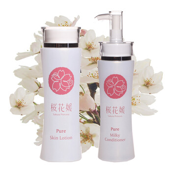 樱花媛 美白系列2件套装(莹白净透柔肤水120ML、莹白净透润肤乳120ML)