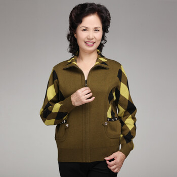 芯羊 秋季新品女装 <em>中老年休闲开衫</em>毛衣外套 长